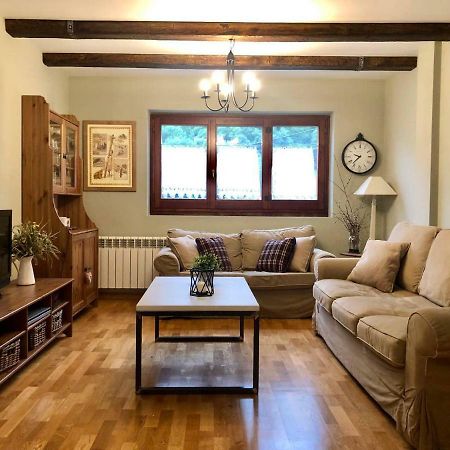 Acogedor Apartamento En El Corazon Del Valle Les Bordes Extérieur photo